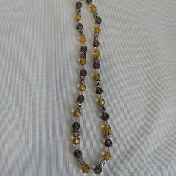 Vintage Gray & Yellow Transparent Beads with Metal Beads Single Strand Necklace - Picture 3 of 9